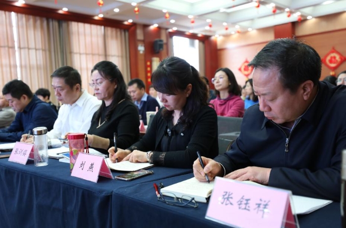 新疆維吾爾自治區藥監局黨組書記、局長張鈺祥參加培訓 （馬少賓攝）