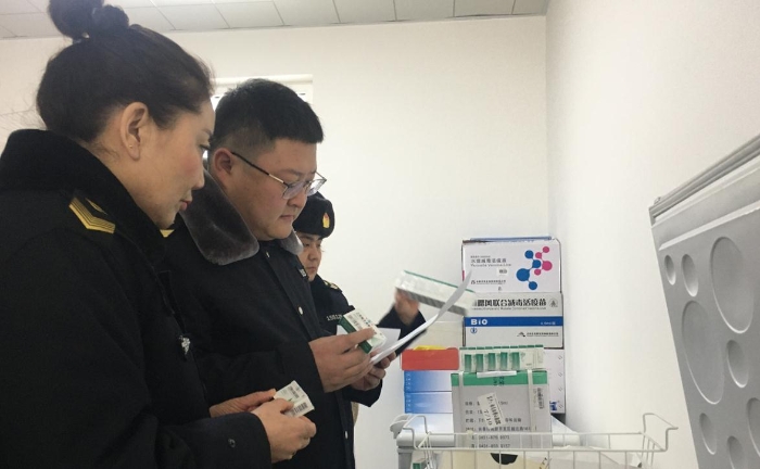 圖為檢查現場。（蘇日嘎拉圖 攝）