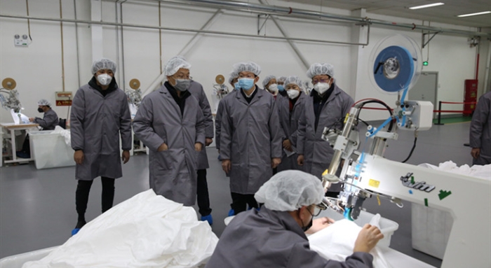 李利在企業調研 