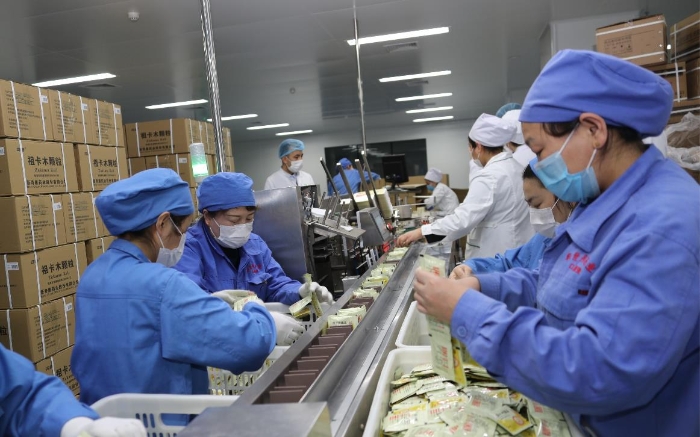 圖為新奇康藥業股份有限公司生產車間。