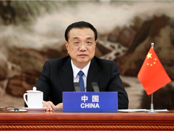 李克強(qiáng)出席東盟與中日韓抗擊新冠肺炎疫情領(lǐng)導(dǎo)人特別會(huì)議