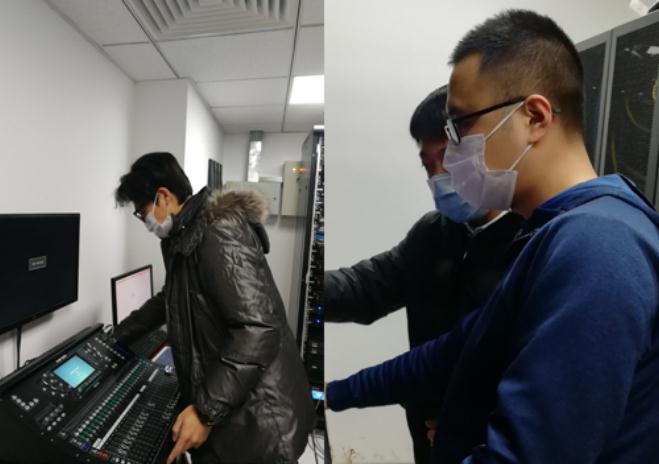 李銀騔(左)、師云(右)在工作中。 李銀騔(左)、師云(右)在工作中。