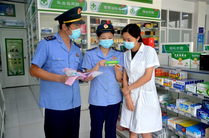 長興強化執法檢查保障秋季用藥安全1