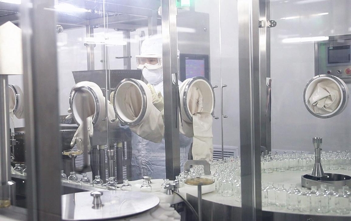 圖二新疆德源生物工程有限公司生產車間。 圖二新疆德源生物工程有限公司生產車間。