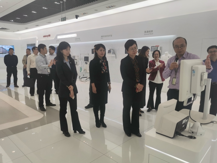 圖為吉林省藥監(jiān)局調(diào)研廣東醫(yī)療器械生產(chǎn)企業(yè)。