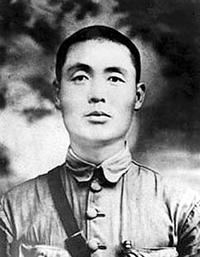 董振堂像。新華社發