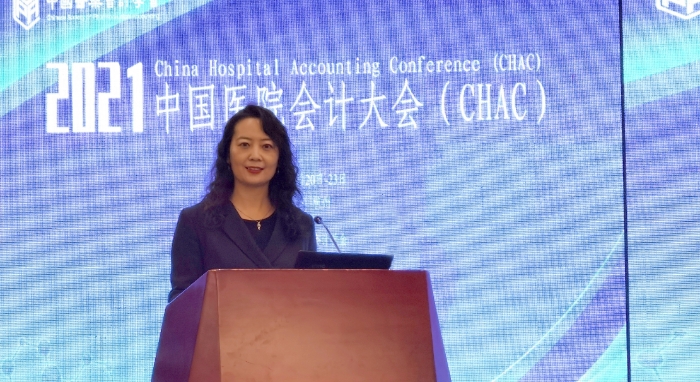 中國醫藥會計學會秘書長李煥英致開幕辭