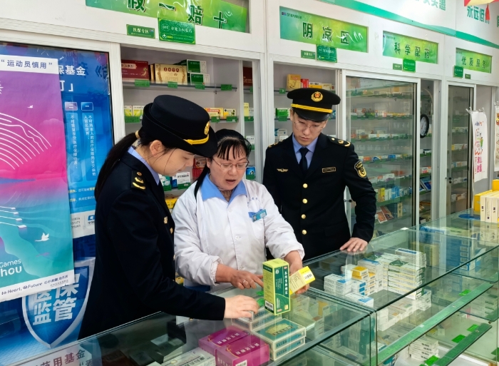 圖為檢查現(xiàn)場。