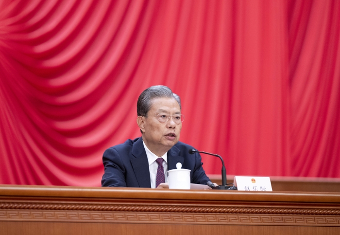 9月14日上午，中共中央、全國人大常委會在北京人民大會堂隆重舉行慶祝全國人民代表大會成立70周年大會。中共中央政治局常委、全國人大常委會委員長趙樂際主持大會。 新華社記者 燕雁 攝