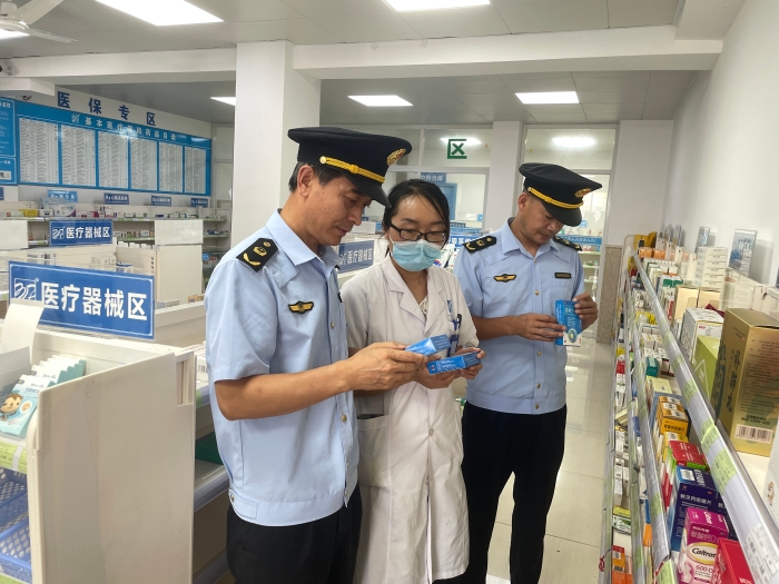 湖州南潯開展藥品經營單位檢查1