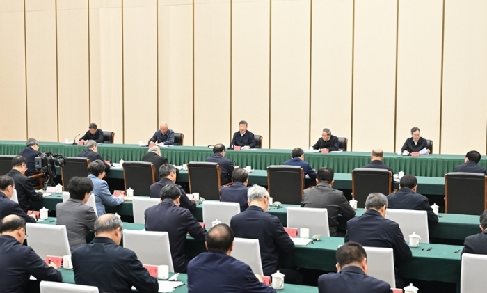 3月23日,中共中央總書記、國家主席、中央軍委主席習近平在河北雄安新區考察,并主持召開深入推進雄安新區高質量建設和發展座談會。這是23日下午,習近平主持召開深入推進雄安新區高質量建設和發展座談會并發表重要講話。新華社記者 燕雁 攝 3月23日,中共中央總書記、國家主席、中央軍委主席習近平在河北雄安新區考察,并主持召開深入推進雄安新區高質量建設和發展座談會。這是23日下午,習近平主持召開深入推進雄安新區高質量建設和發展座談會并發表重要講話。新華社記者 燕雁 攝